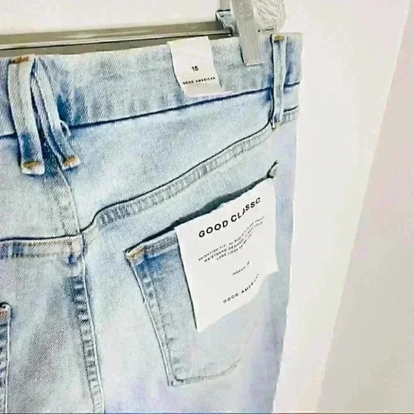 NWT Good American Good Classic Natural Fray Hem Jeans Light Indigo - Picture 3 of 10